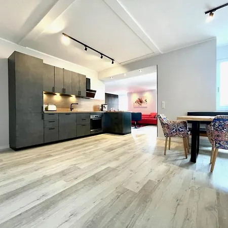 Premium Penthouse W46 Dresden - Elbnah, Hochwertig, Zentral, 3 Schlafzimmer! *