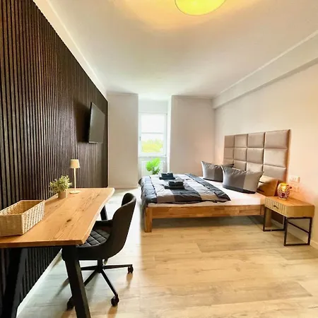 Premium Penthouse W46 Dresden - Elbnah, Hochwertig, Zentral, 3 Schlafzimmer! *