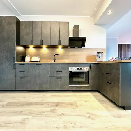 Premium Penthouse W46 Dresden - Elbnah, Hochwertig, Zentral, 3 Schlafzimmer! Apartment *