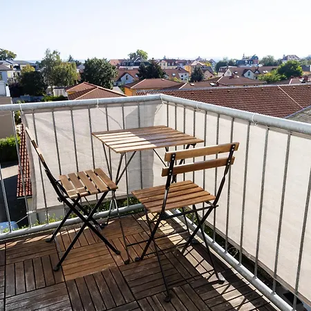 70 Qm Wohlfuehlperle - Ruhig Und Trotzdem Schnell Im Zentrum - Grosser Balkon Apartment *