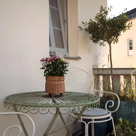 Apartment Adele - Ruhig, Direkt Am Elberadweg & Badesee Mit Balkon