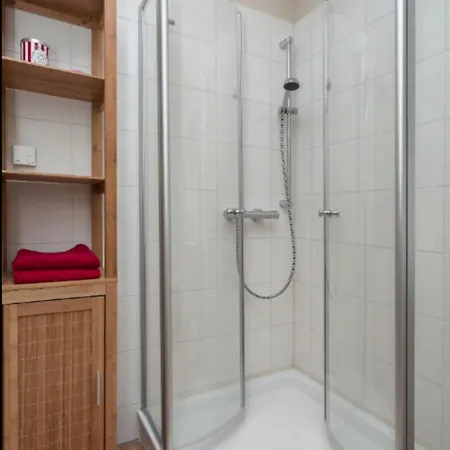Apartment Adele - Ruhig, Direkt Am Elberadweg & Badesee Mit Balkon Dresden