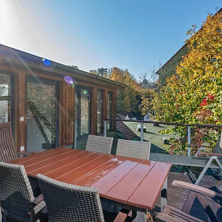 Luxurioese Sandstein - 320 Qm - 7 Raeume