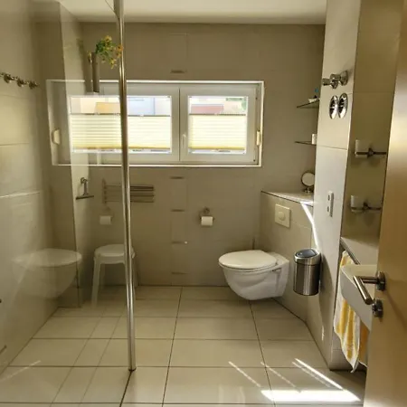 Uhlemann - Nur 15 Minuten Bis In Altstadt Apartment *