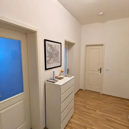 Apartment Helles Geraeumiges Appartement - 10 Min Zur Neustadt - Kostenloses Parken - Dresden365 *