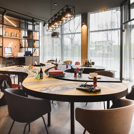 Hotel Moxy Neustadt Dresden