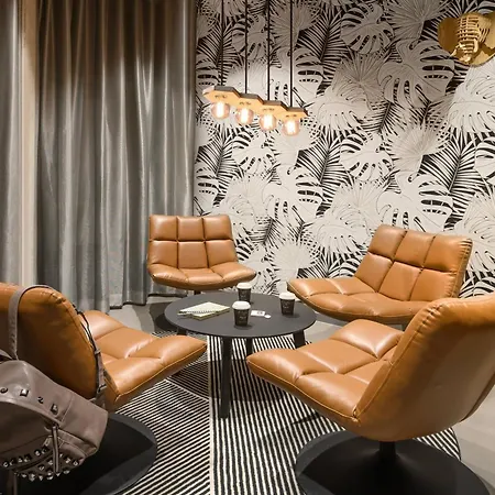 Hotel Moxy Neustadt