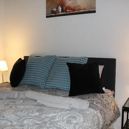 Homestay Cozy And Comfortable Private Dresden