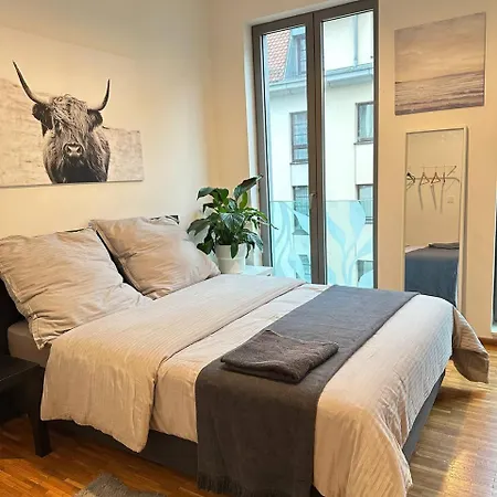 Gegenueber Frauenkirsche Homestay Dresden