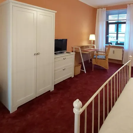 City-ferienwohnungen-dresden - Zentral Gelegen Im Haus Louisenstrasse 11 - Dresden-neustadt Апартаменты Дрезден