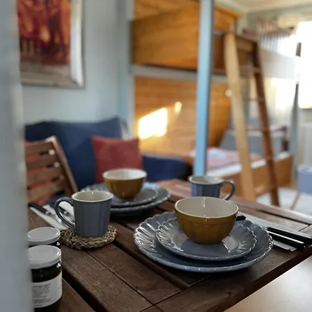 Apartment Adele - Ruhig, Direkt Am Elberadweg & Badesee Mit Balkon Dresden
