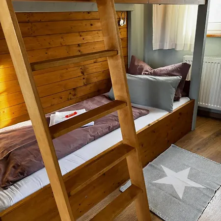 Apartment Adele - Ruhig, Direkt Am Elberadweg & Badesee Mit Balkon *