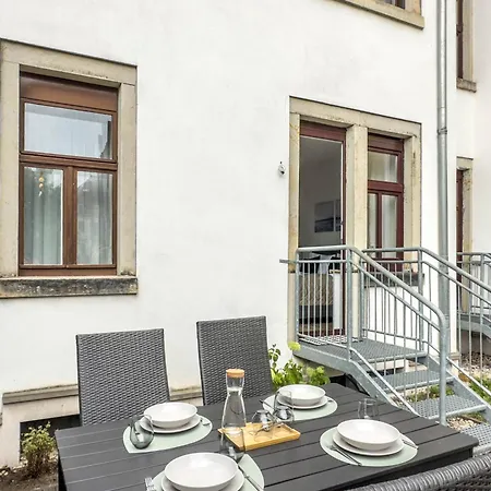 Stilvolles 2r - Garten - Elb- & Flughafennaehe Apartment Dresden
