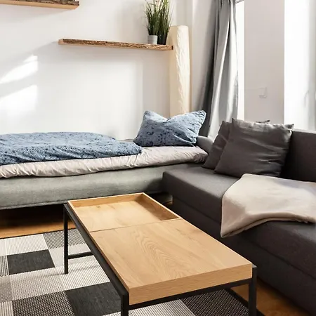 Apartment Gewoelbewohnung Mit Terrasse *