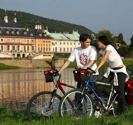 Hotel Z Testhotel Zur Sonne 2*