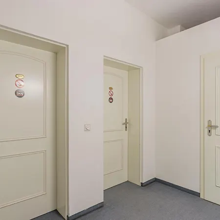 Fuer Monteure In Dresden, Mit Eigenem Bad Und Grosser Gemeinschaftskueche * Dresden