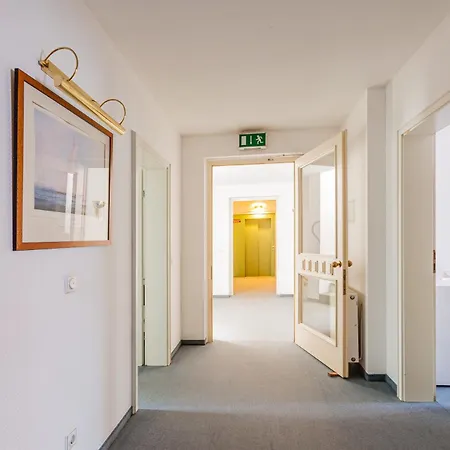 Fuer Monteure In Dresden, Mit Eigenem Bad Und Grosser Gemeinschaftskueche Guest house Dresden