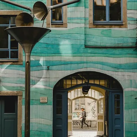 Zentrale, Gemuetliche In Dresden