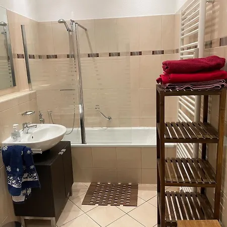 Apartment Modern Apartment, Randneustadt With Great Connections *