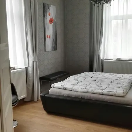 Mit 2 Baedern Und 2 Schlafzimmern Apartment
