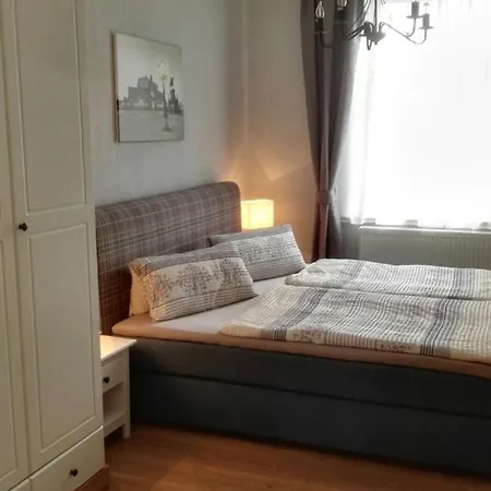 Apartment Mit 2 Baedern Und 2 Schlafzimmern