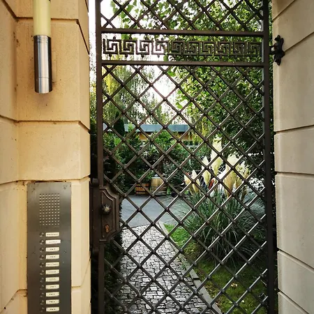 Apartment Mit 2 Baedern Und 2 Schlafzimmern