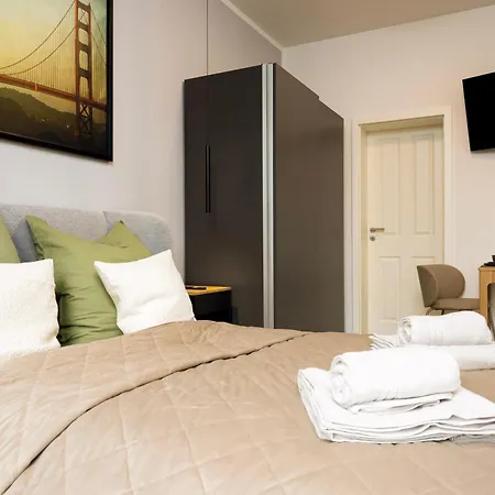 New - Nora - Messe - Airport Apartment *
