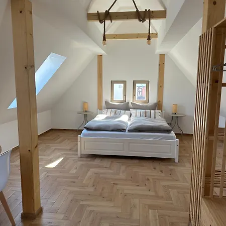 Altleubnitz 8 Apartmán *