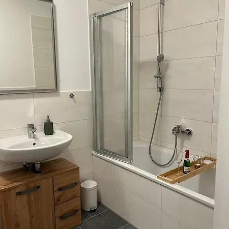 Wohnperle: Zentrumsnah*ruhig*familienbett*2 Sz Dresden