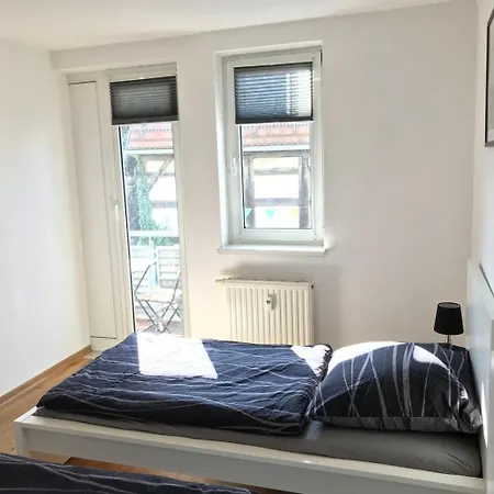 Beautiful With Multiple Balconies In Apartment *
