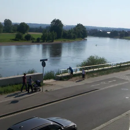 Ambiente-An-Der-Elbe-Wohnung-Og