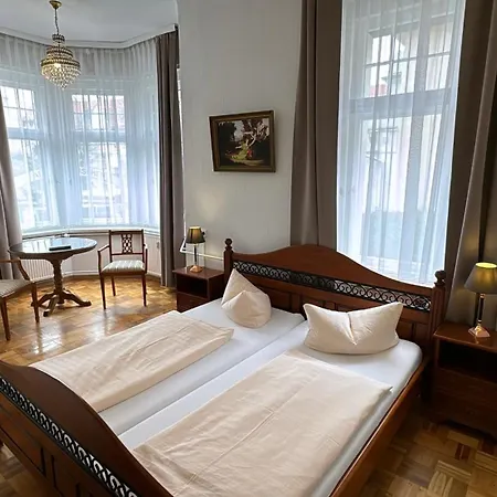 Hotel Zu Den Linden