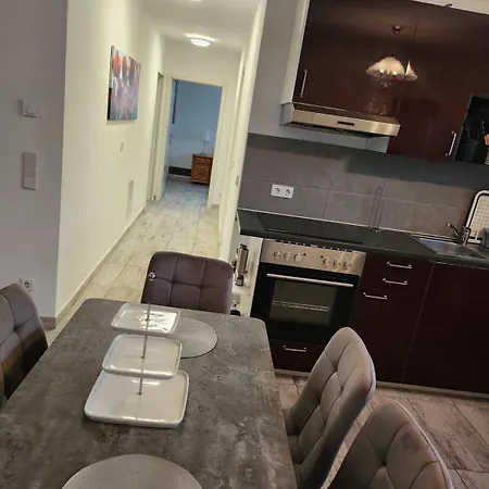 Grosse In Apartment Dresden