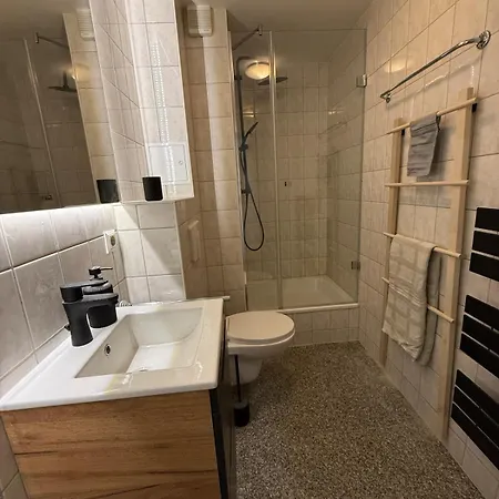 Furnished 2-room