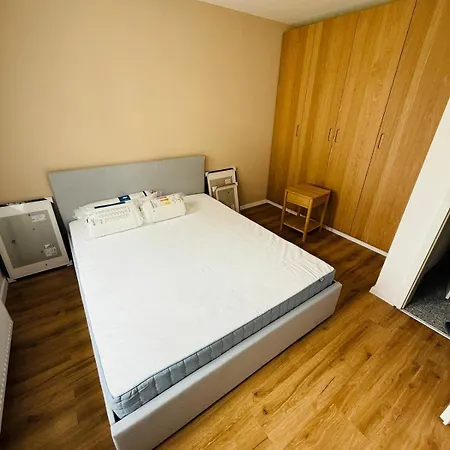 Furnished 2-room Apartment *