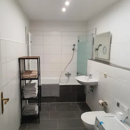 Apartment 2,5 Ruhig Und Exklusiv