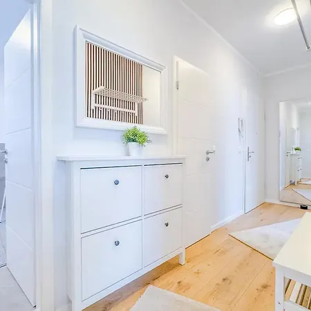 Geraeumige Stilvolle - Ihr Perfektes Zuhause Apartment