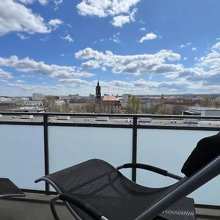 Apartment Mit Penthouse Charakter In
