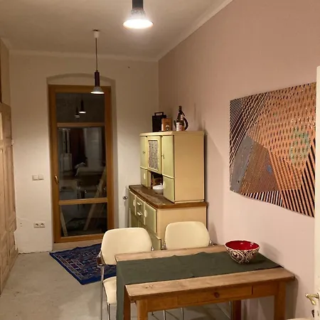 Apartment In Schoener Atelierwohnung Mit Garten Und Werkstattsauna Dresden