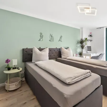Apartment Dresdenstay Gemuetlich Und Modern Mit Kamin Und Ps4 Dresden