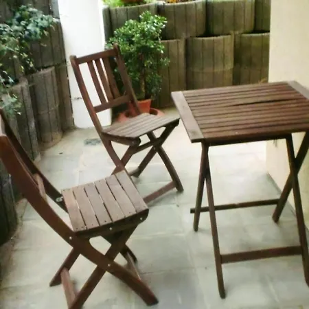 Apartment Mit Terrasse In Ruhiger Lage