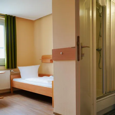 Djh - Jugendgaestehaus *