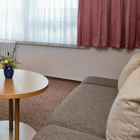 Days Hotel 3*