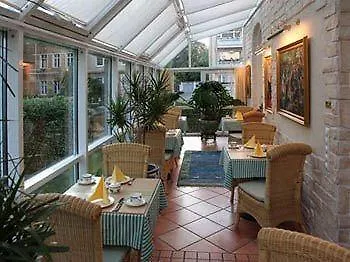 Am Grossen Garten Гостевой дом 3*