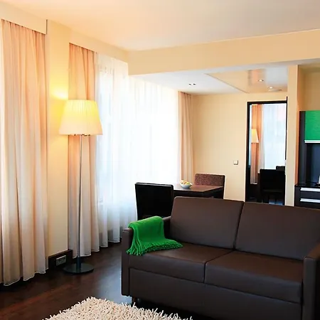 Hotel Nh Collection Altmarkt 4*