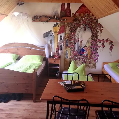 Gästezimmer Am Märchenbrunnen Gasthof 3*
