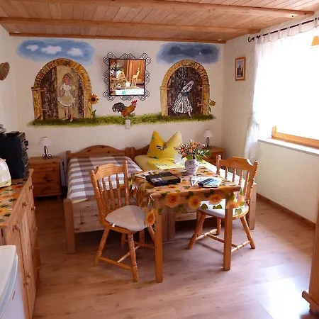 Gästezimmer Am Märchenbrunnen 3*