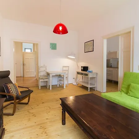 Apartment In Der Dresdner Neustadt / Tranquillo Gmbh
