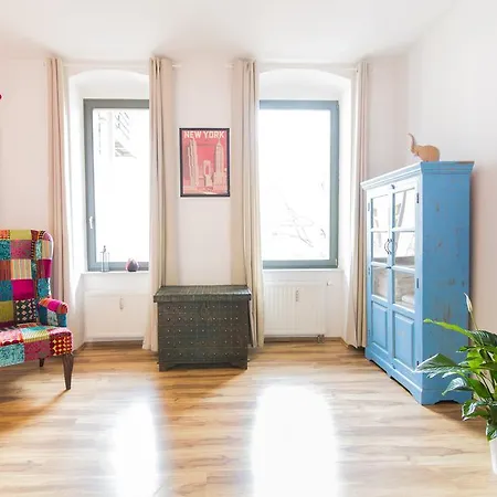 Apartment In Der Dresdner Neustadt / Tranquillo Gmbh