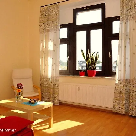 Apartment Haus Tharandter Strasse 58 *